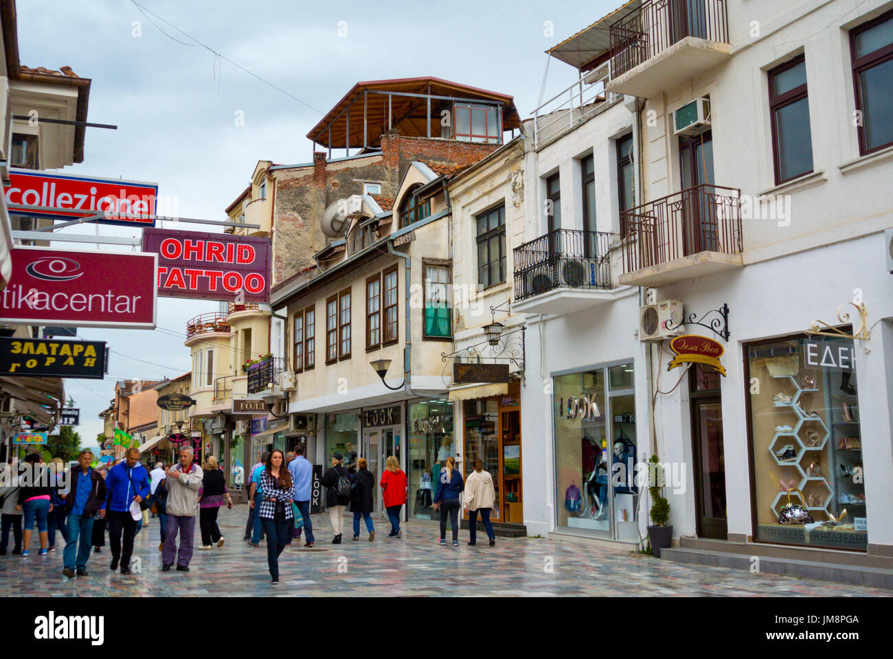 Bulevard Sveti Kliment Ohridski, Main Street di San Clemente di Ohrid Ohrid Macedonia Foto Stock