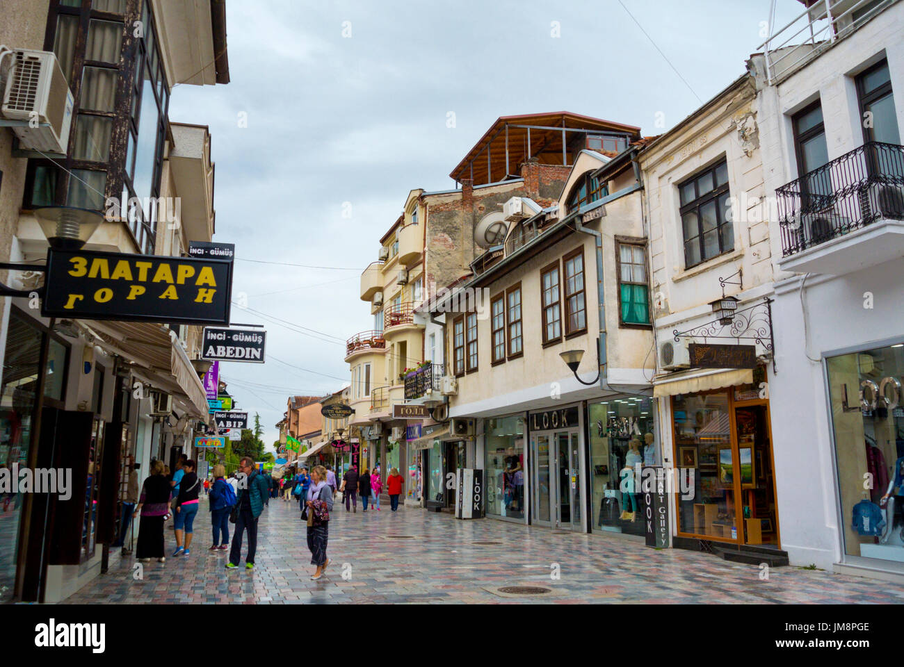 Bulevard Sveti Kliment Ohridski, Main Street di San Clemente di Ohrid Ohrid Macedonia Foto Stock