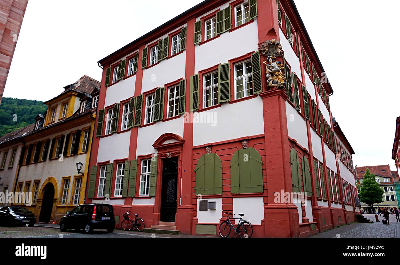 Edifici aziendali nella città vecchia di Heidelberg, Germania Foto Stock