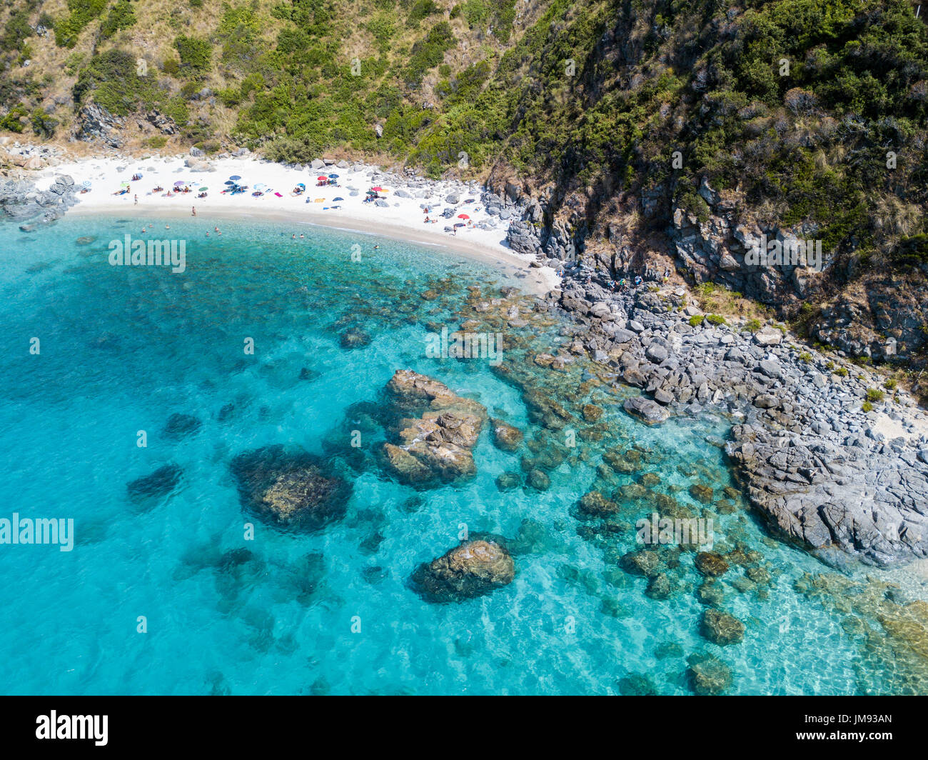 Il Paradiso Del Sub Spiaggia Con Il Promontorio Che Si