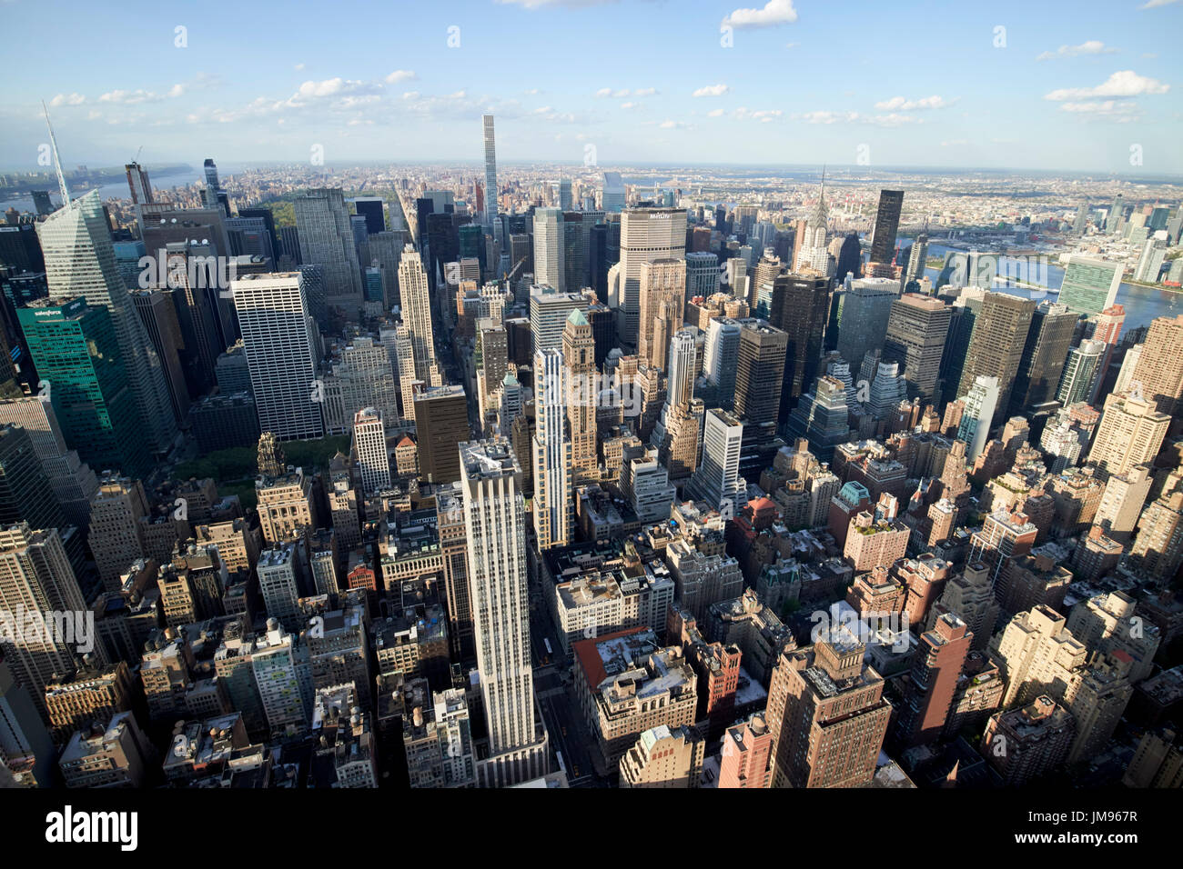 Vista aerea del nord di midtown Manhattan centrale e Turtle Bay distretti visto dall'osservatorio dell'Empire State Building di New York City STATI UNITI D'AMERICA Foto Stock