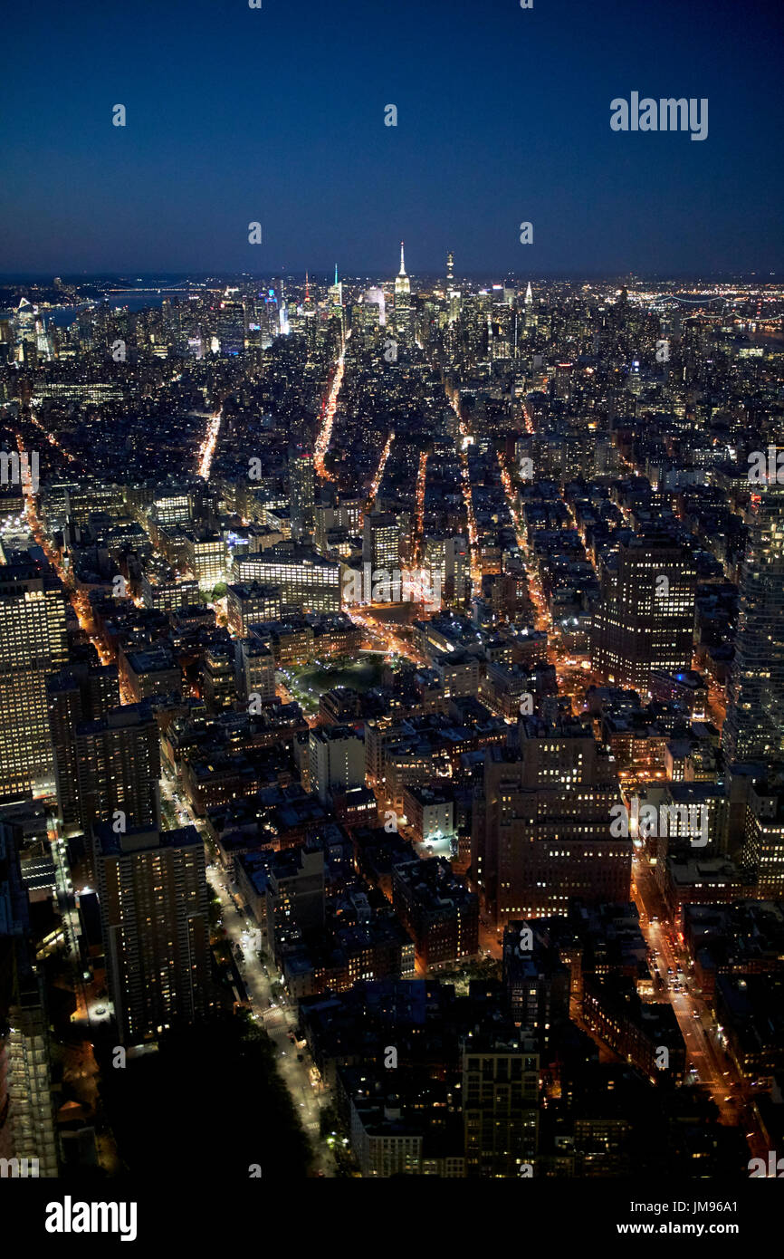 Vista aerea di manhattan dalla parte inferiore di Manhattan da un osservatorio mondiale New York City USA Foto Stock