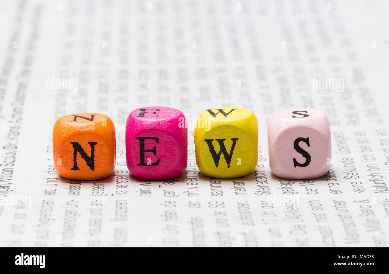 News letter i cubi su giornale macro. Foto Stock