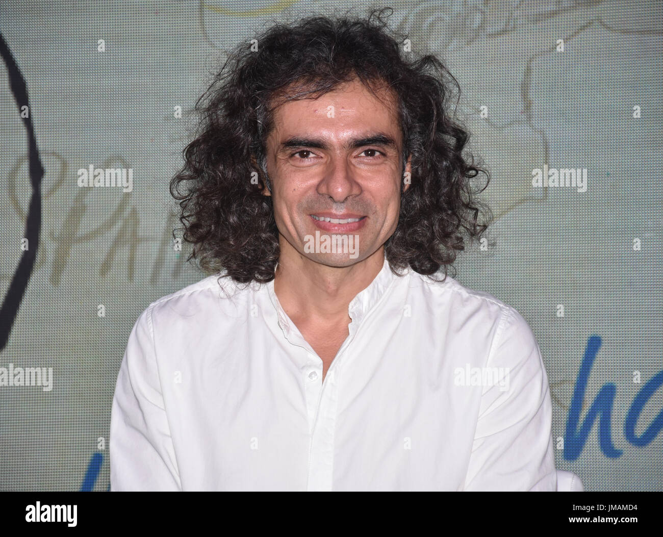 Mumbai, India. 26 Luglio, 2017. Direttore di Bollywood Imtiaz Ali a evento promozionale del suo prossimo film "Jab Harry ha incontrato Sejal' a Juhu di Mumbai, India il 26 luglio, 2017. Credito: Azhar Khan/Alamy Live News Foto Stock