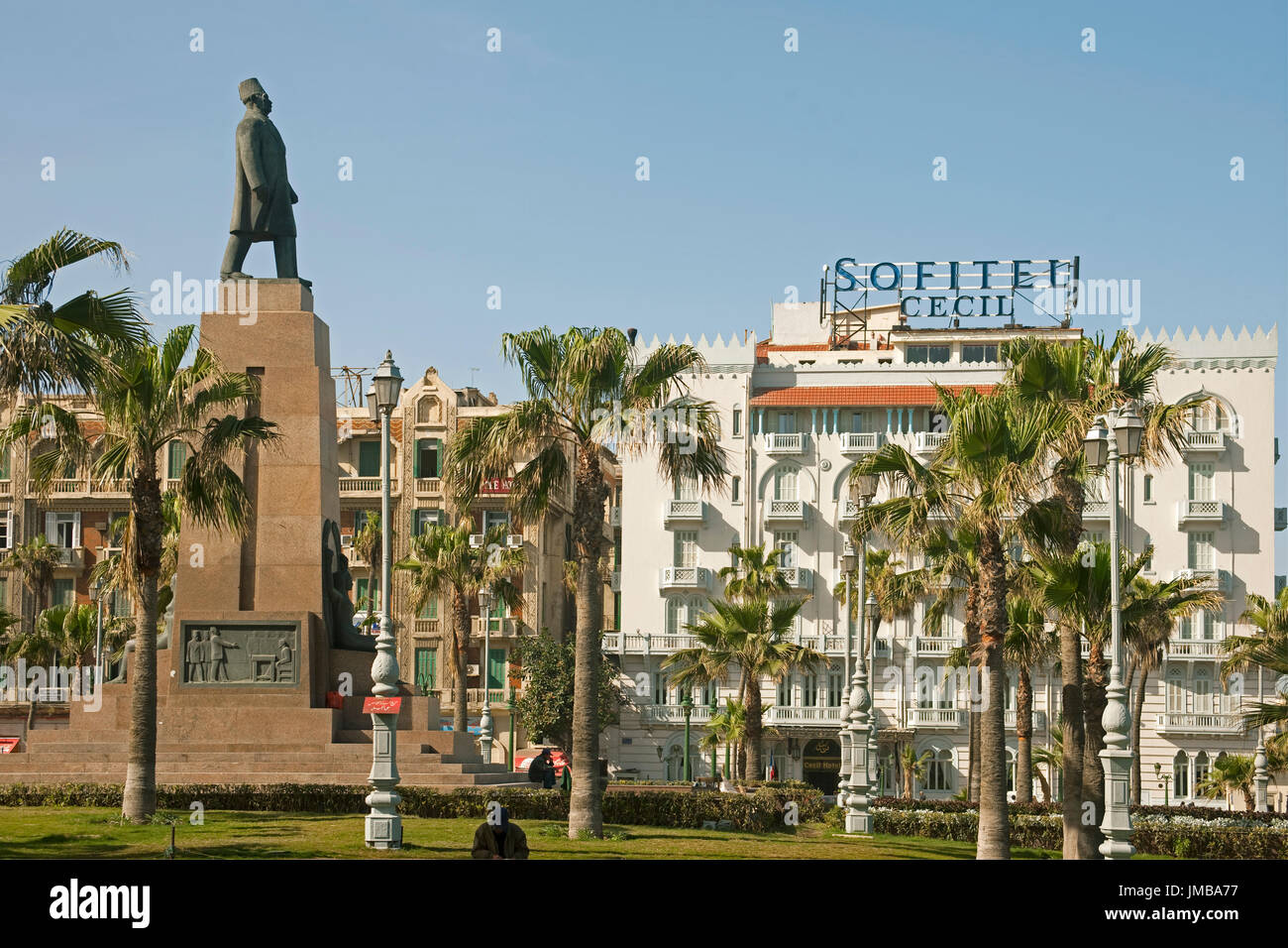 Aegypten ha, Alessandria, Saad Zaghloul Square, im Hintergrund das Hotel Sofitel Cecil Foto Stock