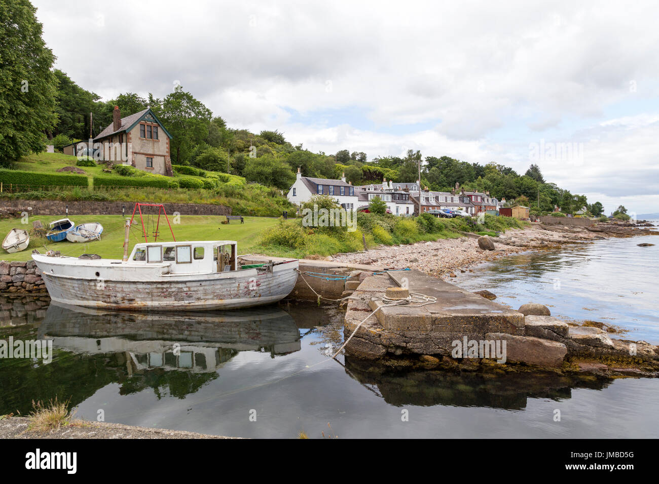Corrie Harbour, Isle of Arran, costa ovest della Scozia, Regno Unito Foto Stock