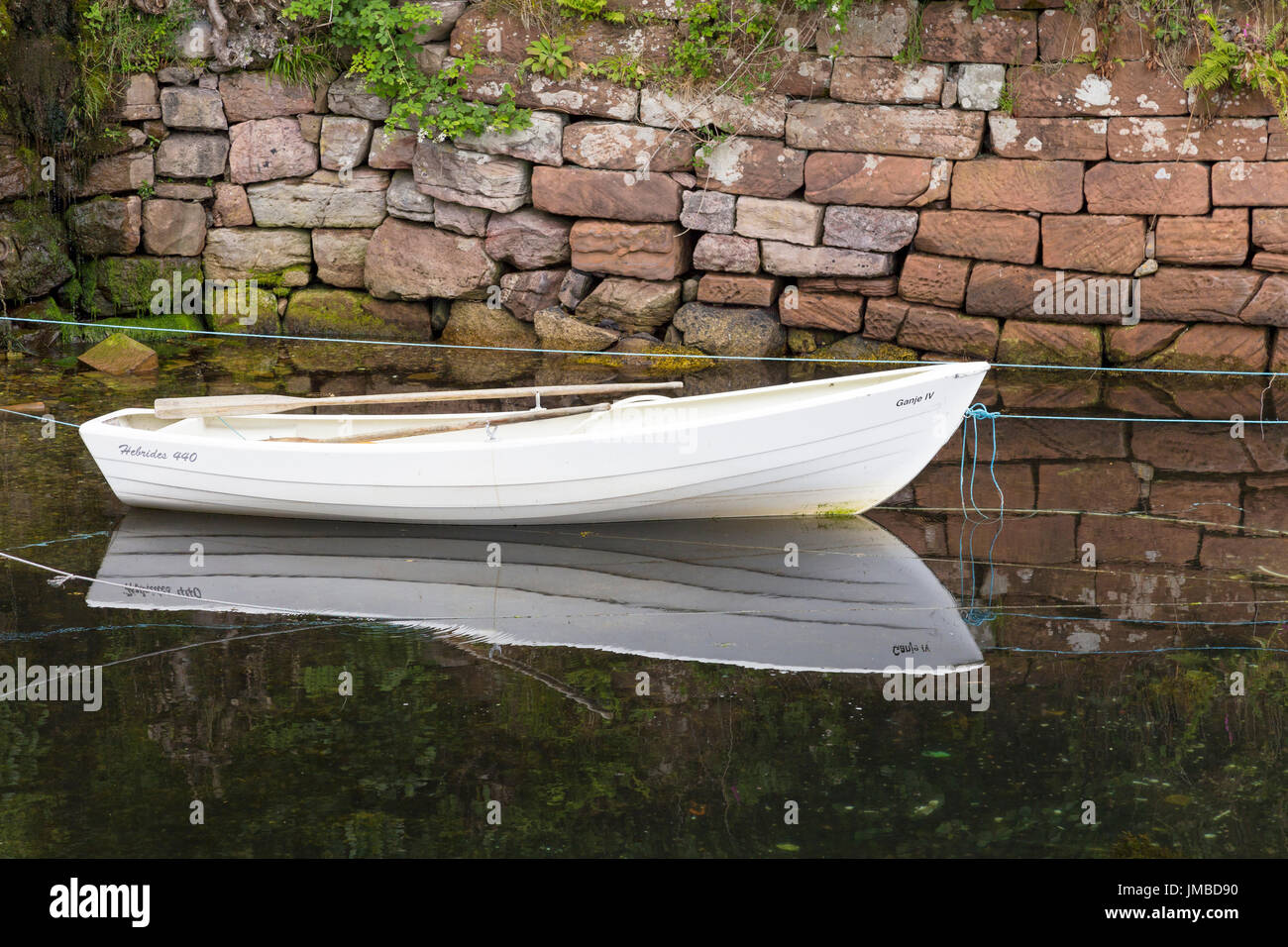 Corrie Harbour, Isle of Arran, costa ovest della Scozia, Regno Unito Foto Stock