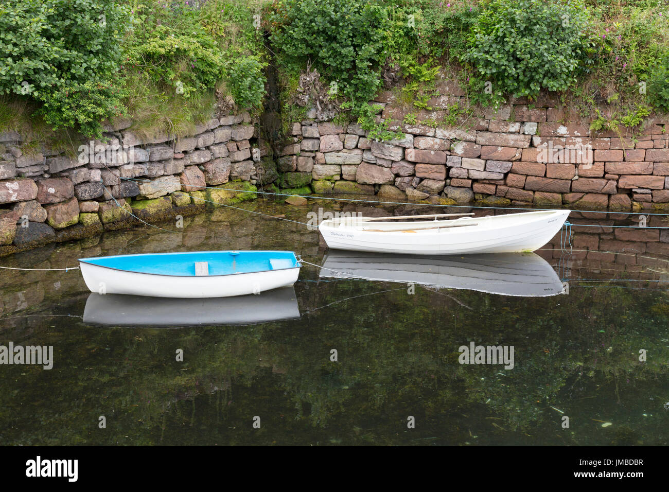 Corrie Harbour, Isle of Arran, costa ovest della Scozia, Regno Unito Foto Stock