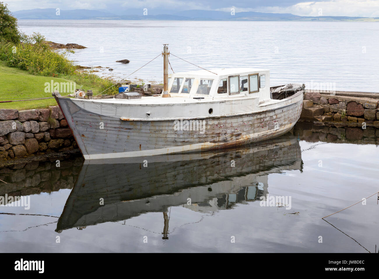 Corrie Harbour, Isle of Arran, costa ovest della Scozia, Regno Unito Foto Stock