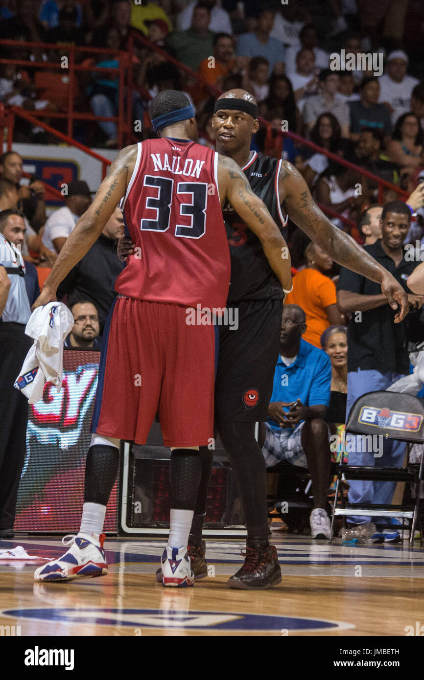 Lee nailon #33 tri-state abbracci co-capitano al harrington #3 trilogia end game #2 big3 settimana 5 3-in-3 torneo uic pavilion luglio 23,2017 chicago, illinois. Foto Stock