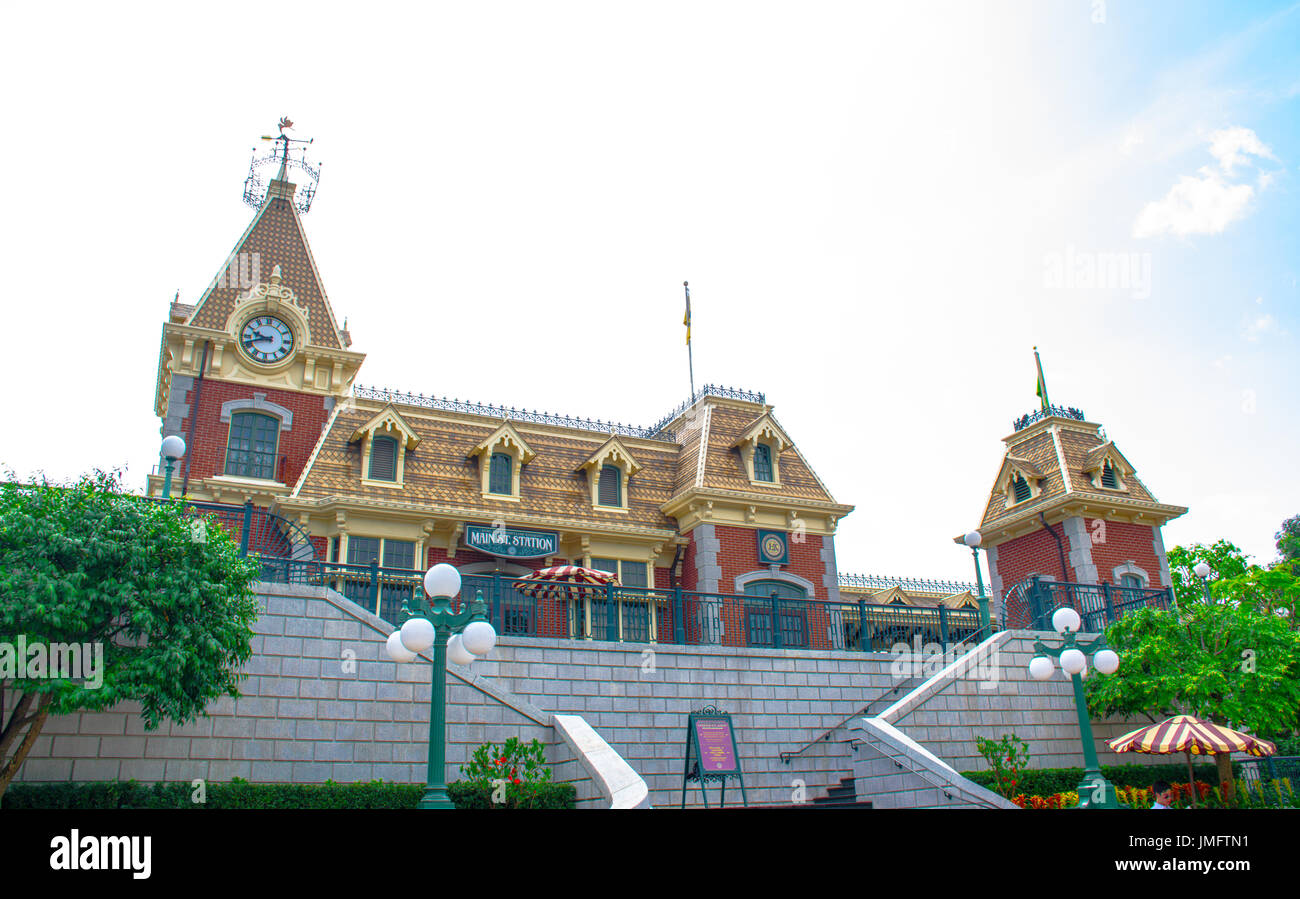 Hong Kong Disneyland strada principale stazione ferroviaria, Hong Kong Disneyland Foto Stock