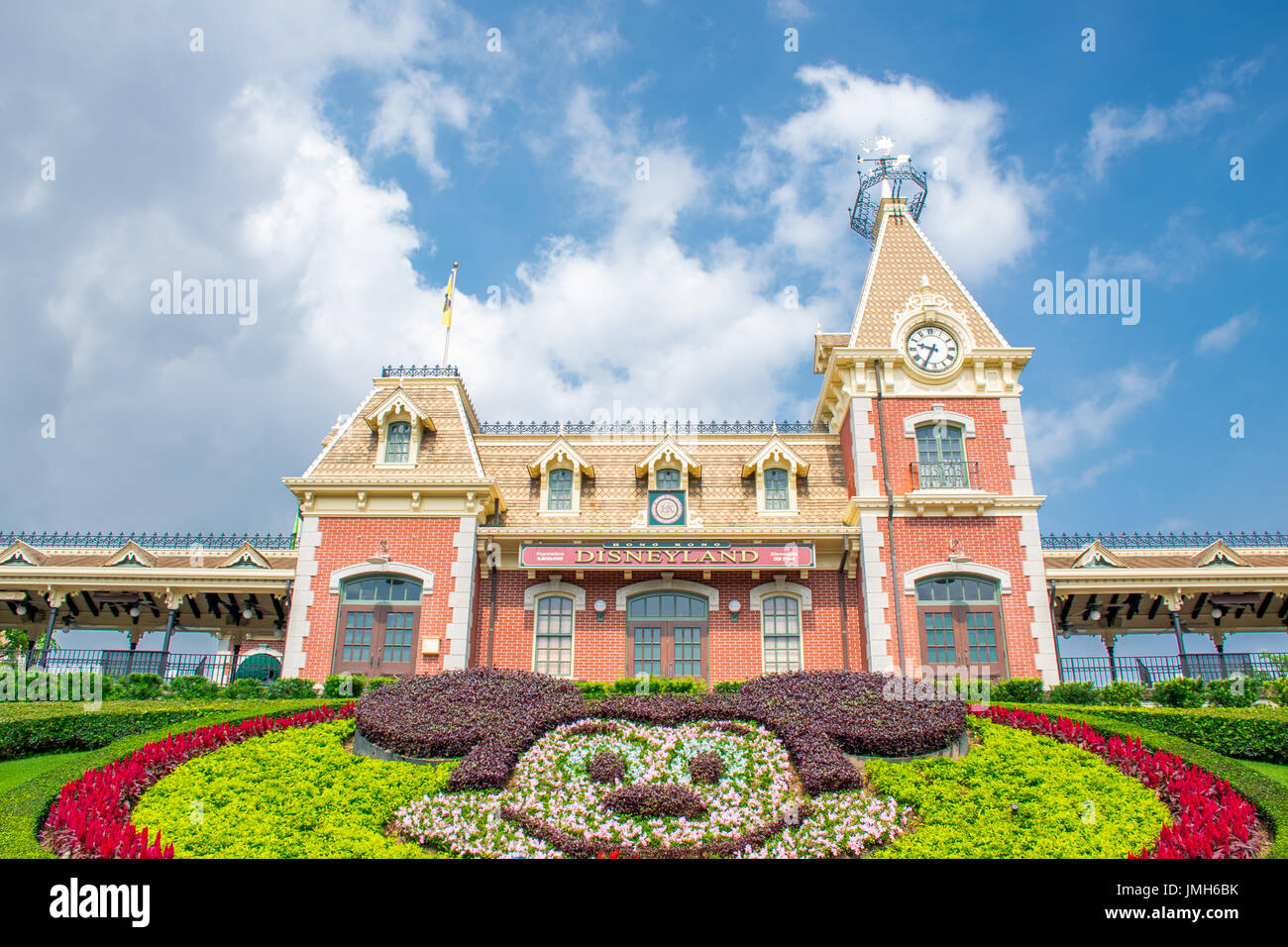 Disneyland municipio e dalla Stazione Ferroviaria, Hong Kong Disneyland Foto Stock