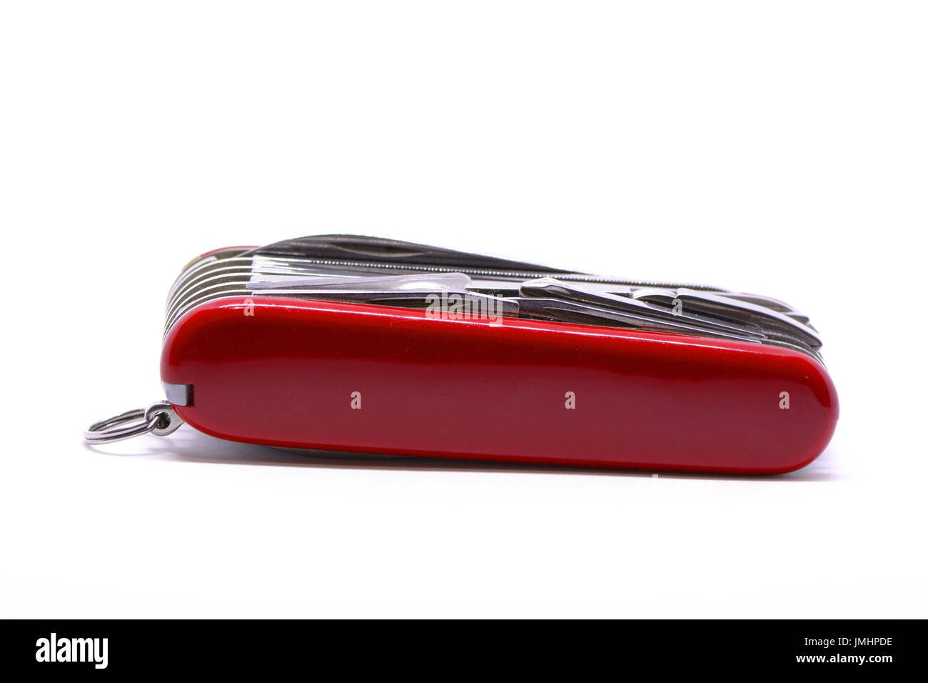 Rosso isolato pocketknife, temperino coltello a serramanico su sfondo bianco Foto Stock