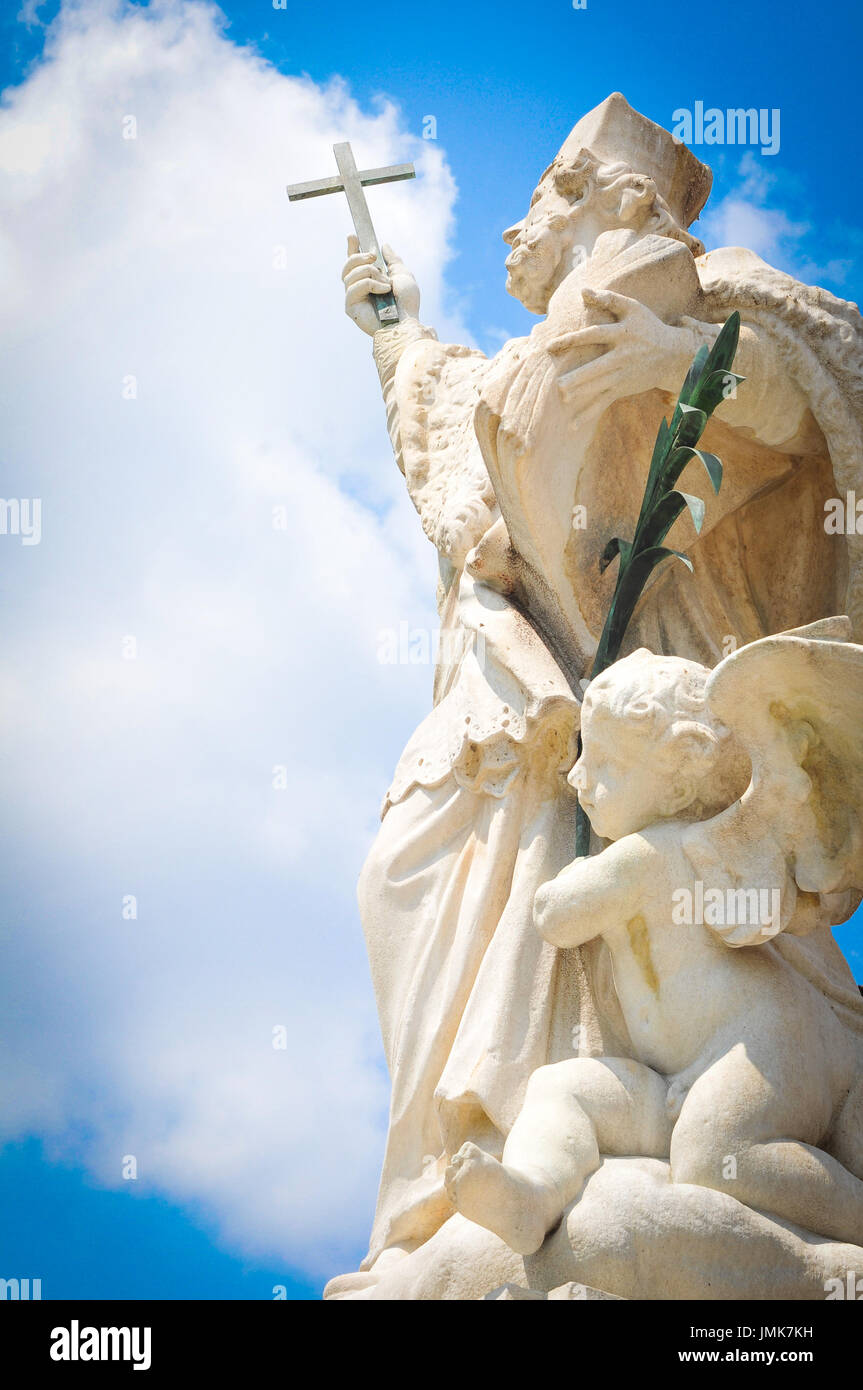 Statua di San Giovanni di Nepomuk a Milano, Italia Foto Stock