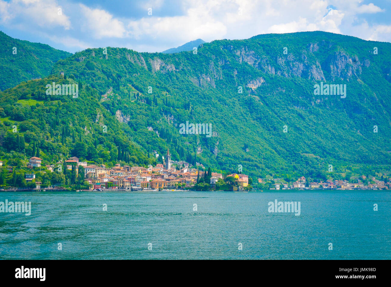 Panorama del Lago di Como in Lombardia, Italia Foto Stock