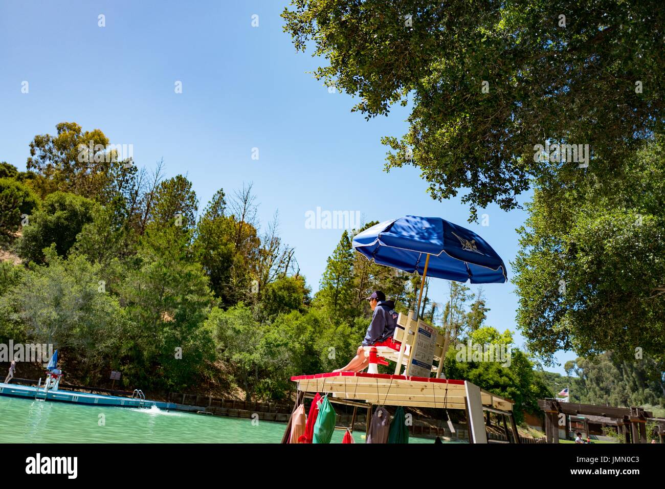 Stazione bagnino alla macellazione regionale Canyon Recreation Area, un East Bay Regional Park in San Francisco Bay Area cittadina di Castro Valley, California, 30 giugno 2017. Foto Stock