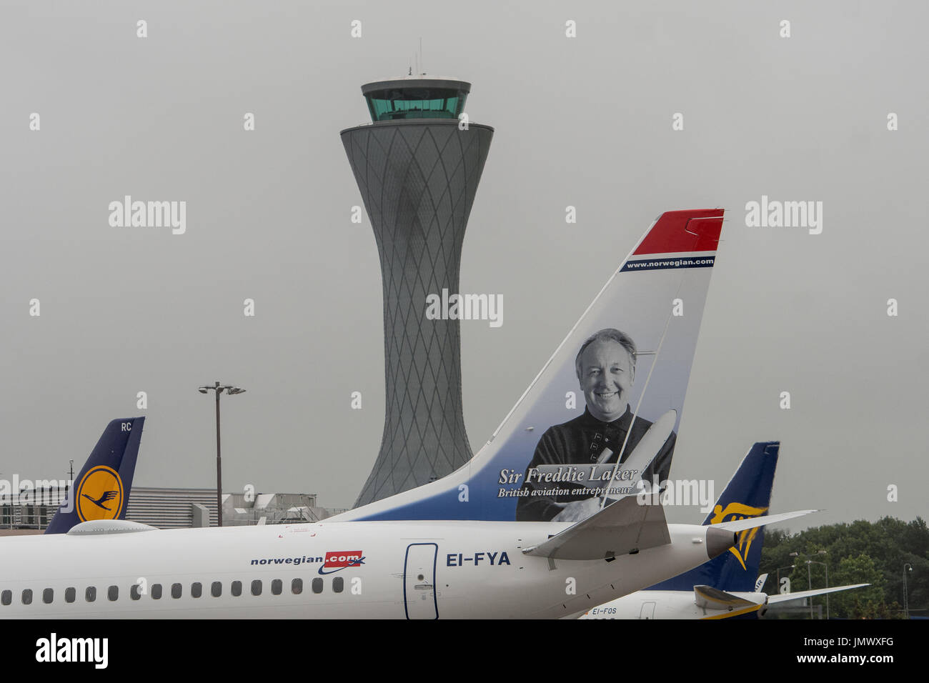 Foto: Norwegigan Boeing 737 Max 8 decolta dall'aeroporto di Edimburgo, Sir Freddie Laker Foto Stock