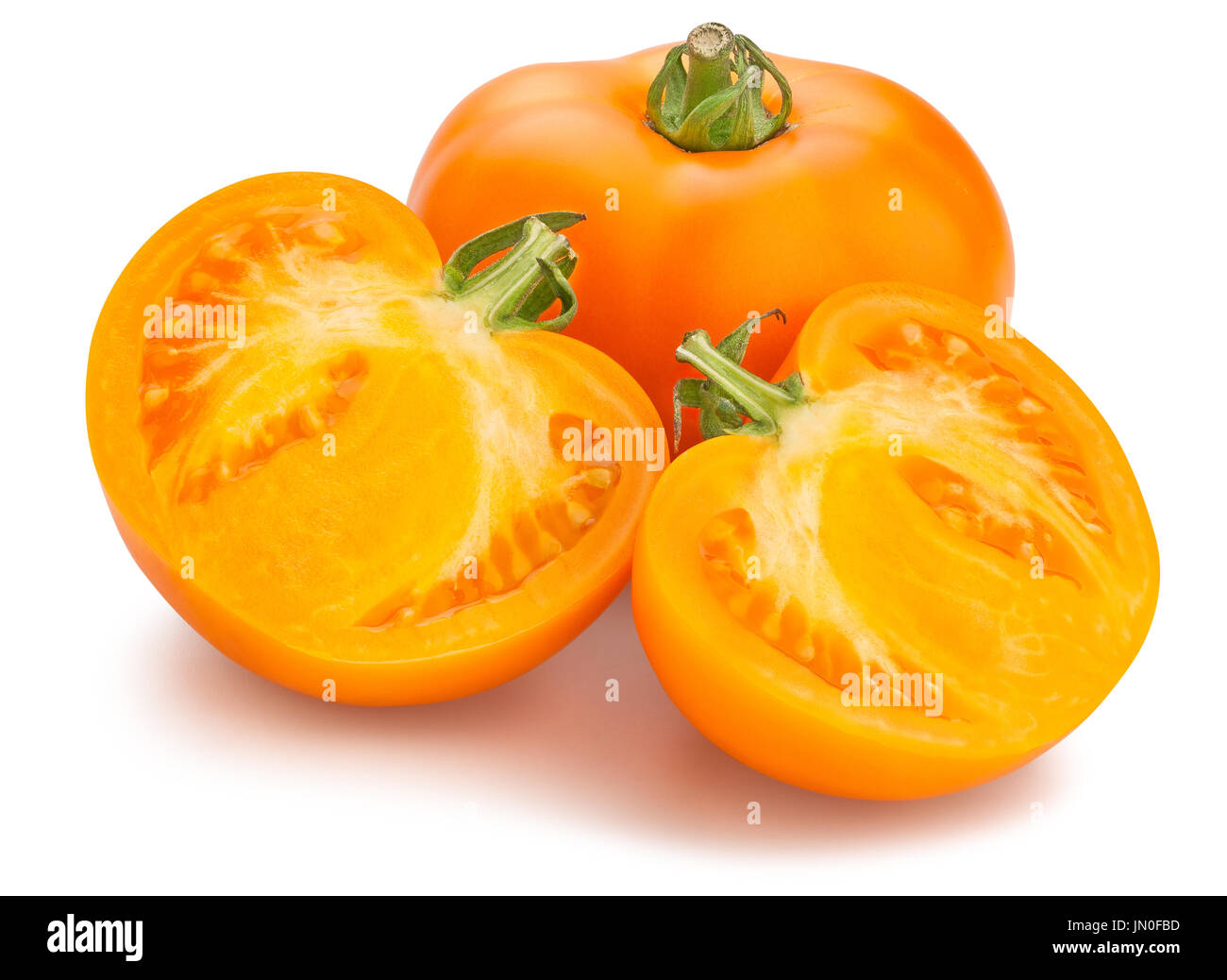 Fette di arancia pomodori percorso isolato Foto Stock