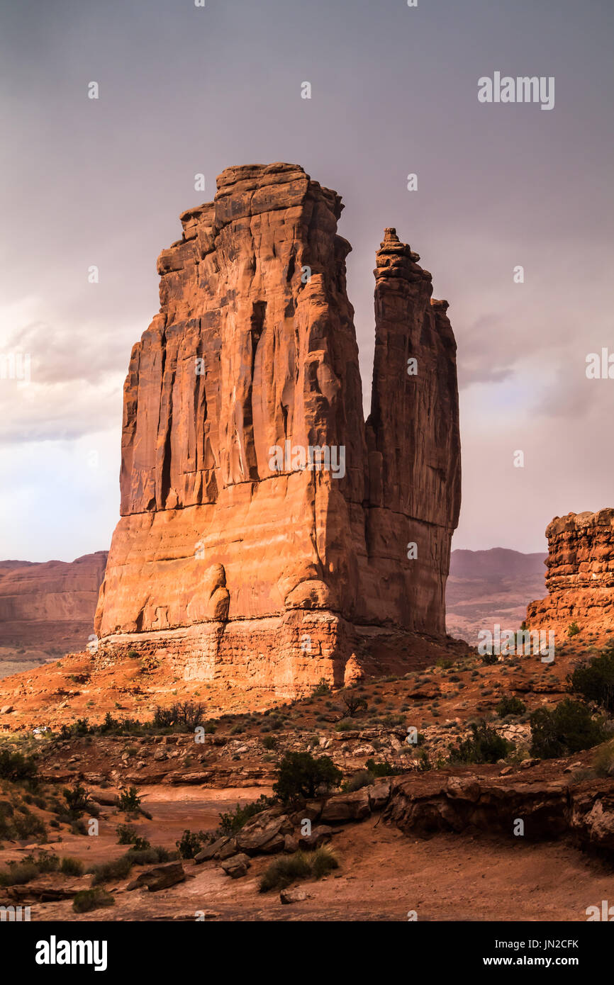 Incredibile la formazione geologica del Parco Nazionale di Arches, Utah, Stati Uniti d'America Foto Stock