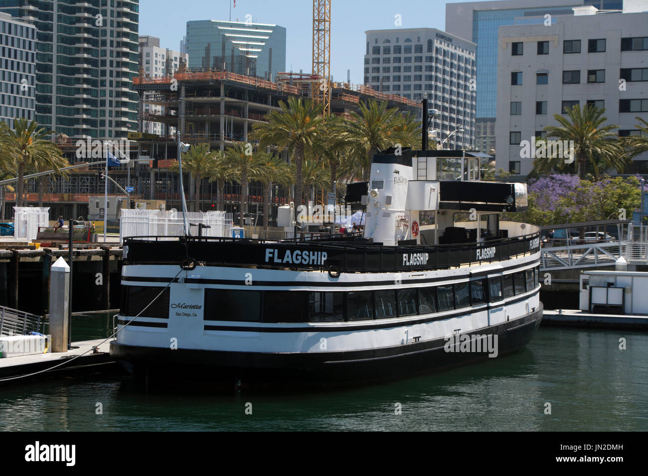 Il Cabrillo ferry boat del Flagship tour company, dando tour panoramico della Baia di San Diego. Foto Stock