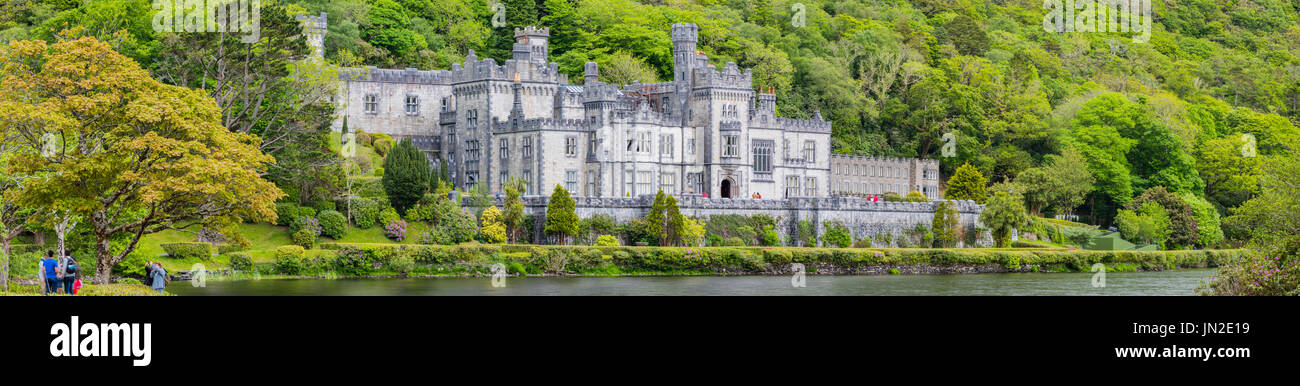 Kylemore castello, in Connemara, nella contea di Galway, Irlanda Foto Stock
