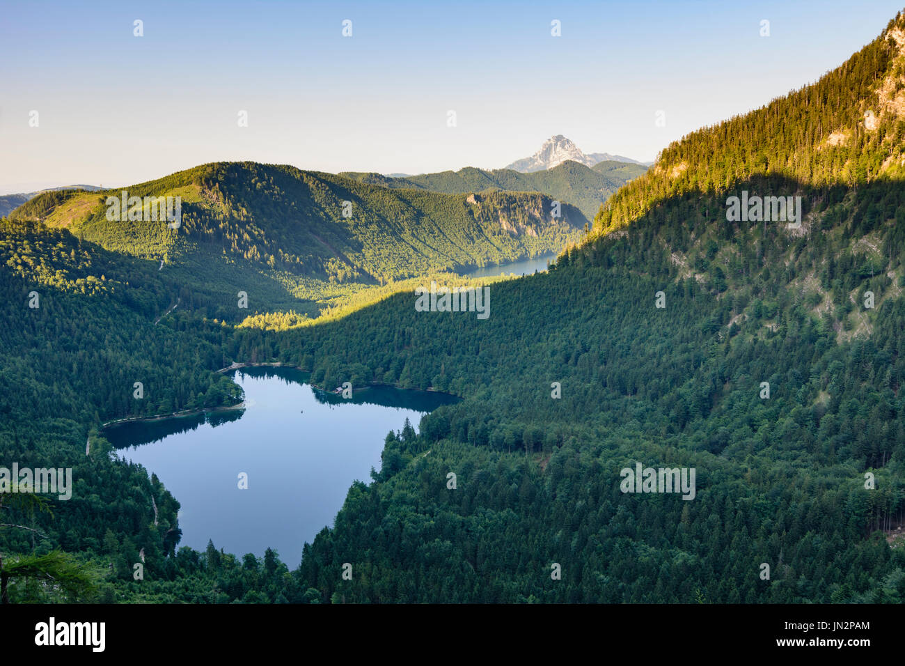 Höllengebirge montagna, lago Hinterer Langbathsee, lago Vorderer Langbathsee (retro), Ebensee am Traunsee, Salzkammergut, Oberösterreich, Austria superiore Foto Stock