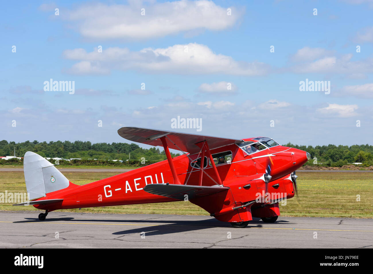 De Havilland DH90 LIBELLULA G-AEDU A Blackbushe 75 Festival del volo Foto Stock