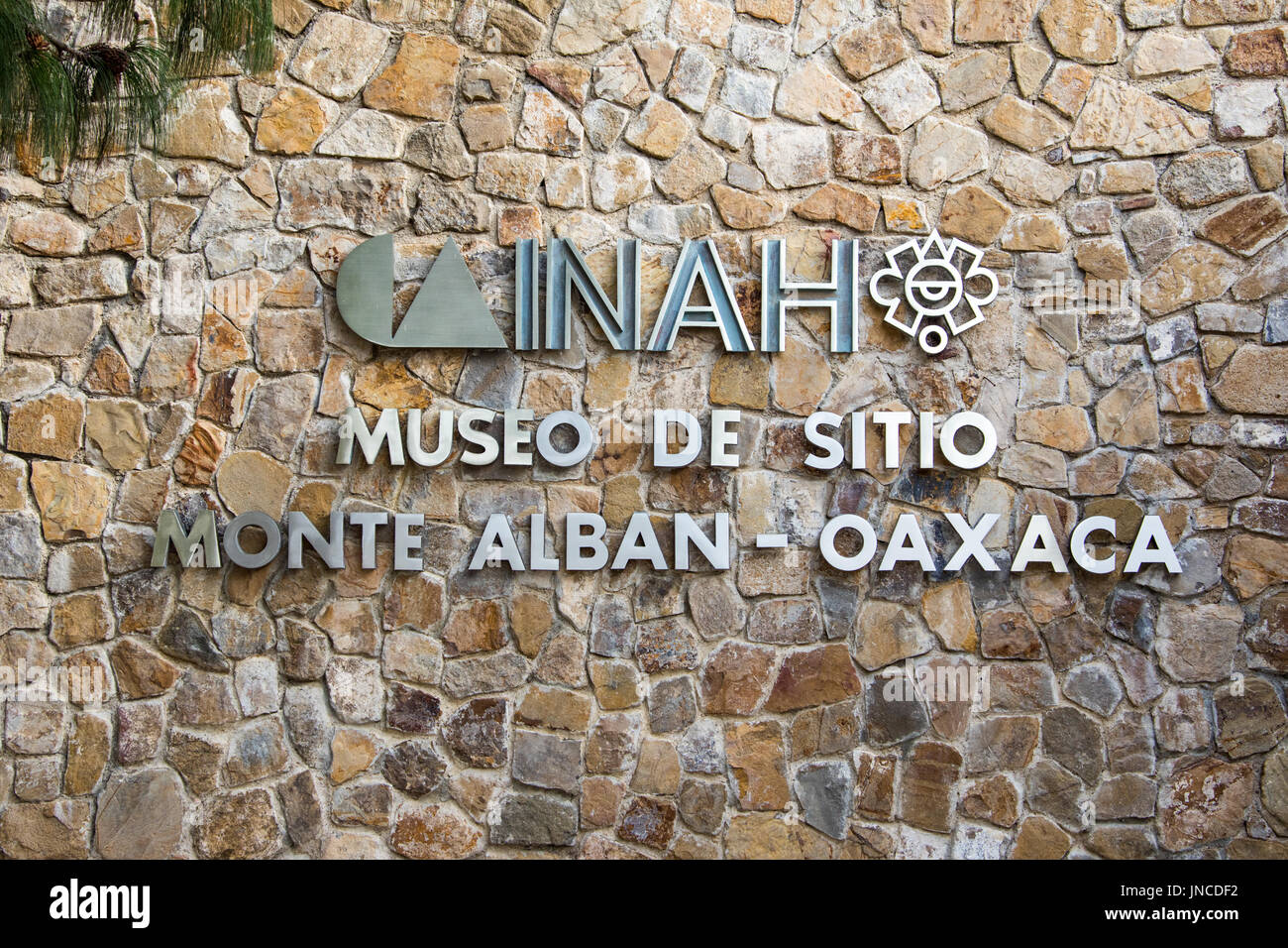 Monte Alban, resti della civiltà zapoteco, Oaxaca, Messico Foto Stock