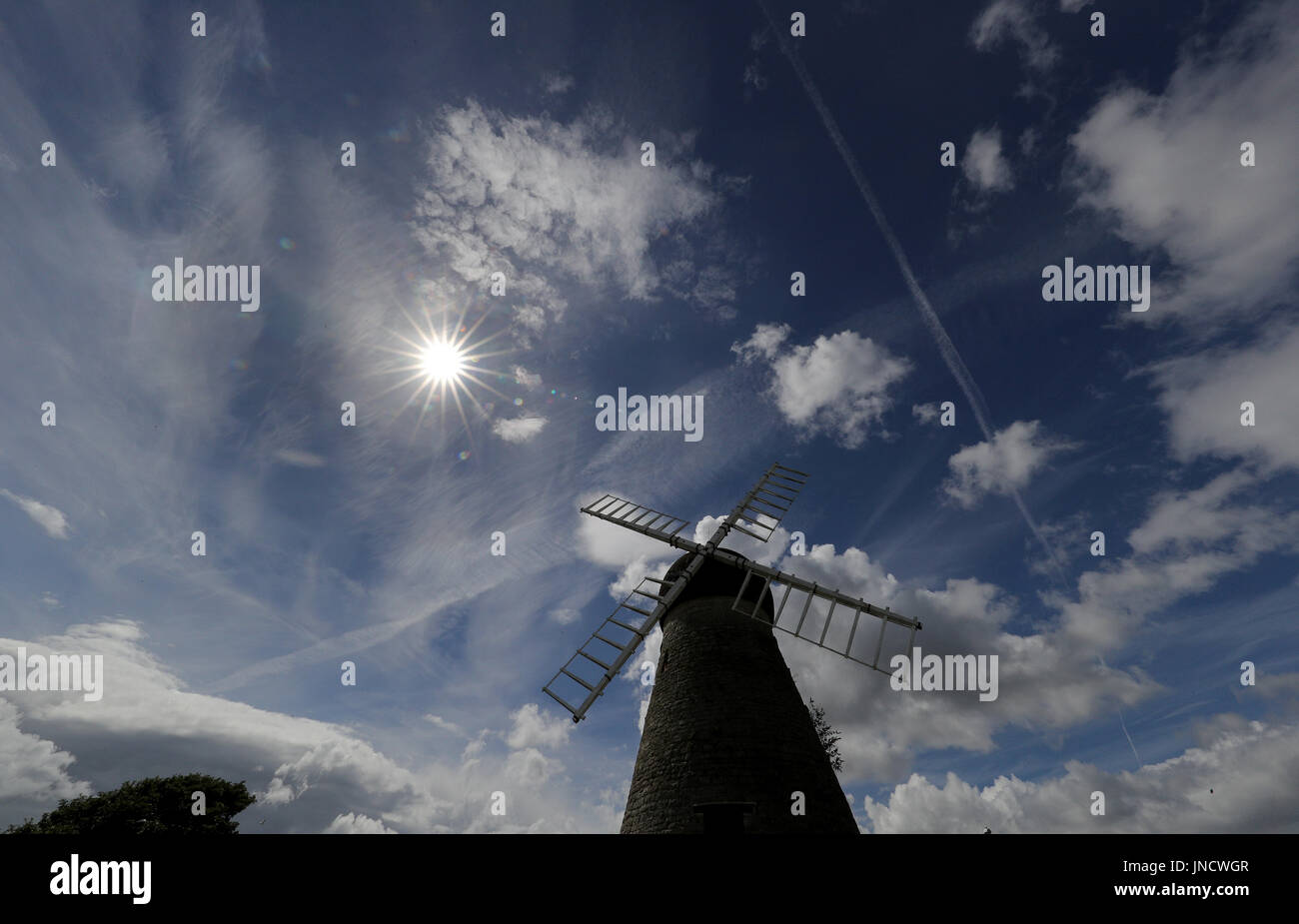 Tempo caldo a Whitburn Mulino a Vento a Sunderland. Foto Stock