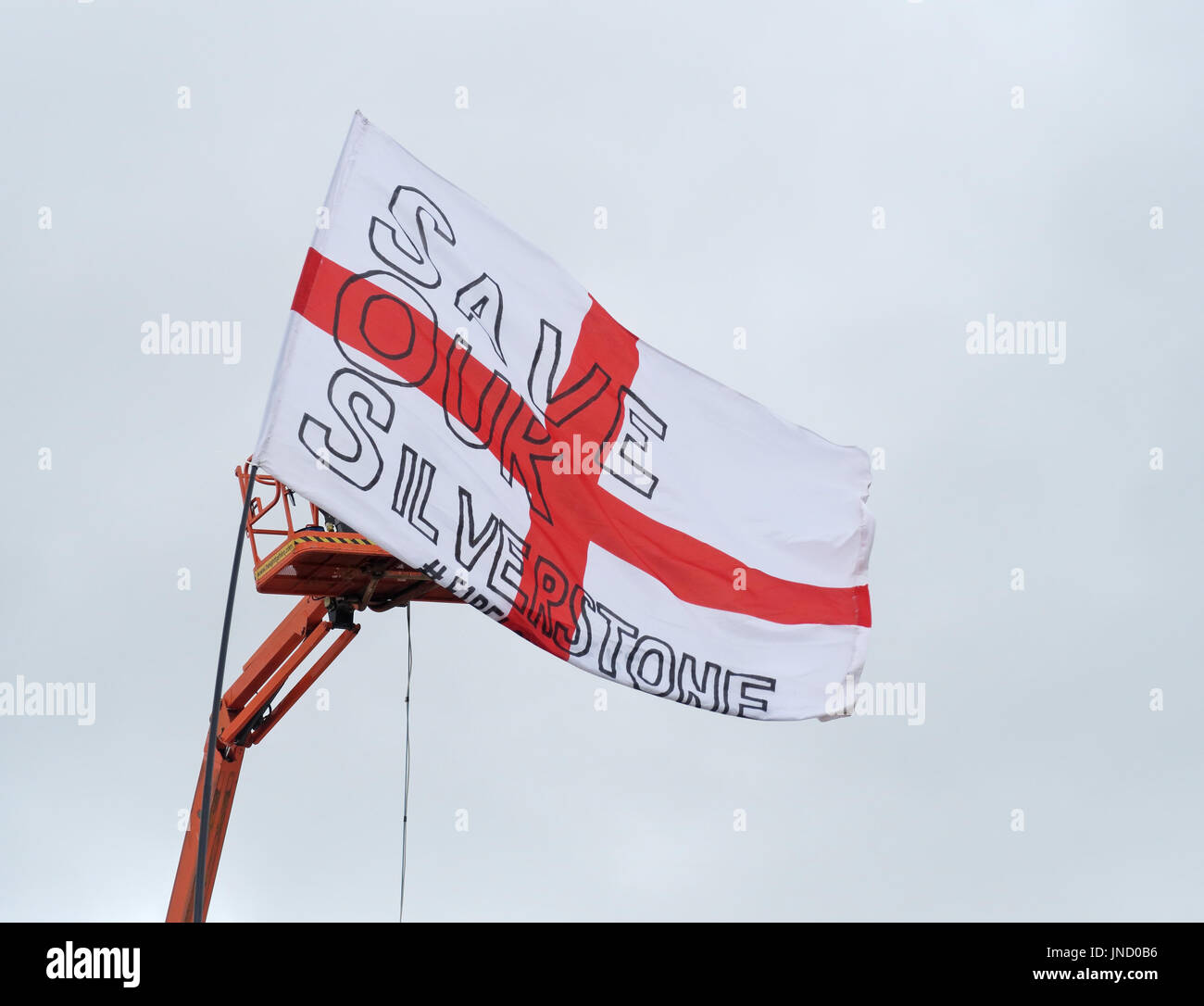 Bandiera SaveOurSilverstone, circuito F1 luglio 2017 Foto Stock