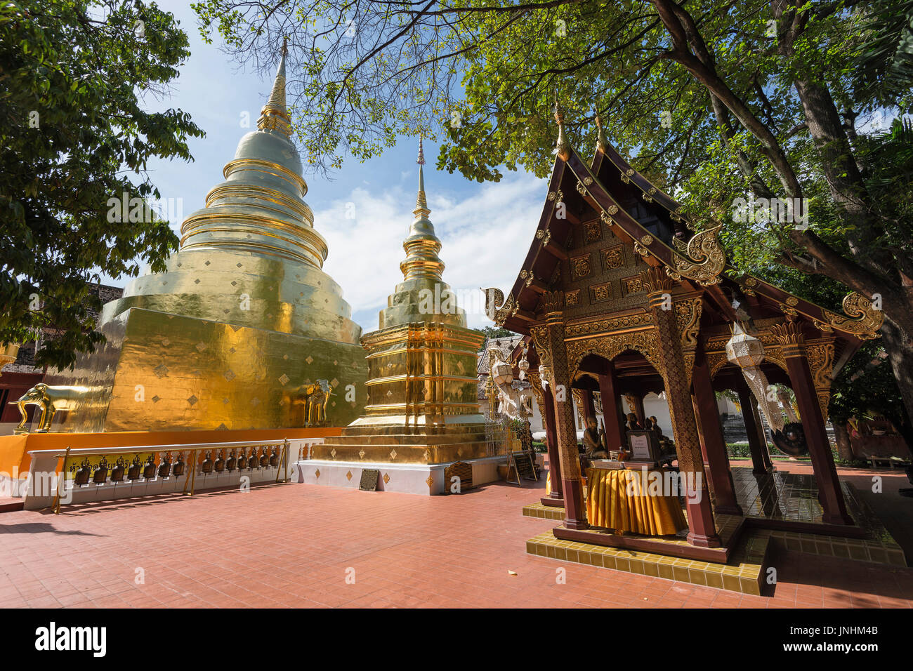 Wat Phra Singh, un tempio buddista in Chiang Mai nel nord della Thailandia. Foto Stock
