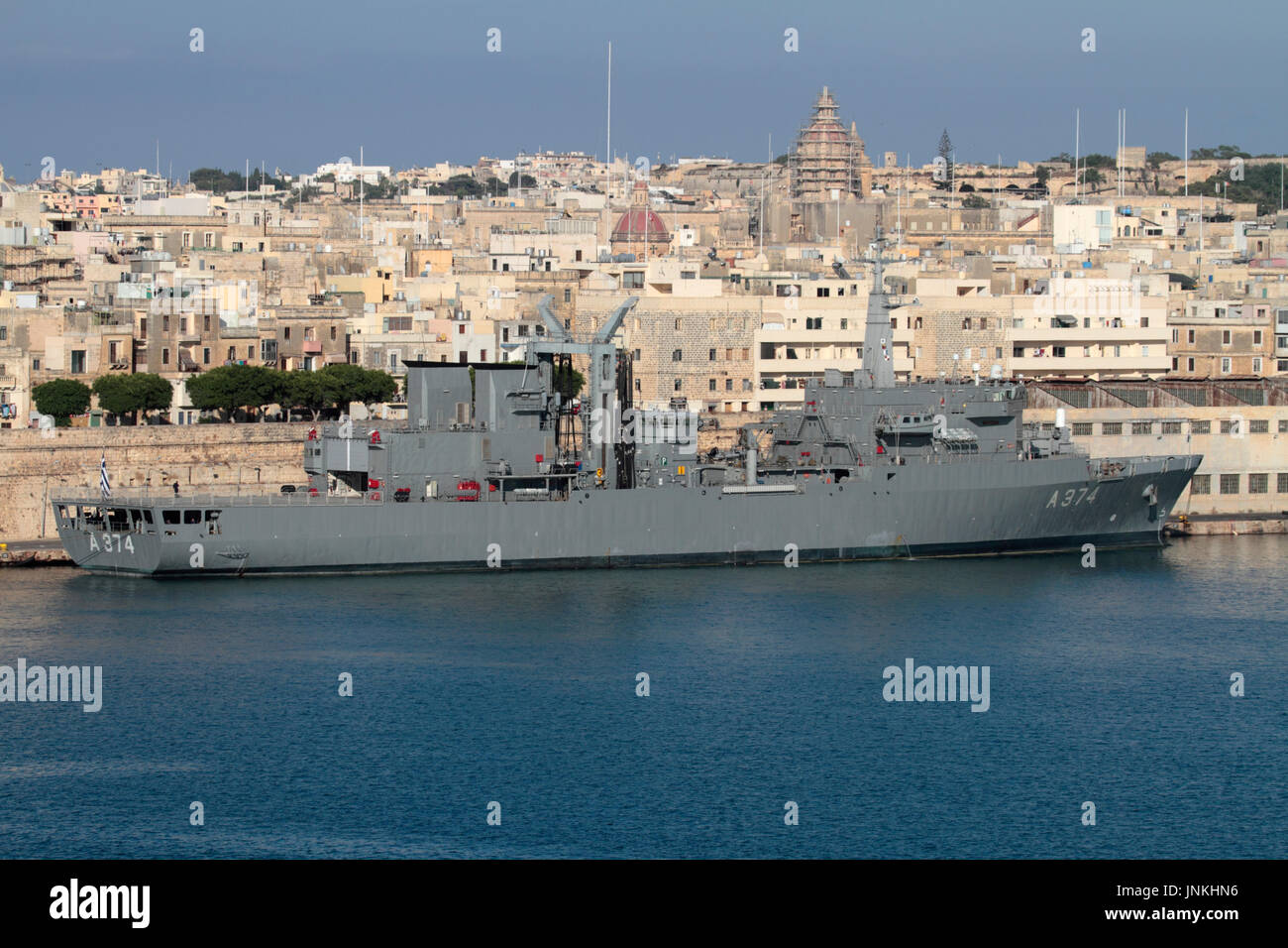 La marina greca nave di alimentazione HS Prometeo (A374) in Malta il Grand Harbour Foto Stock