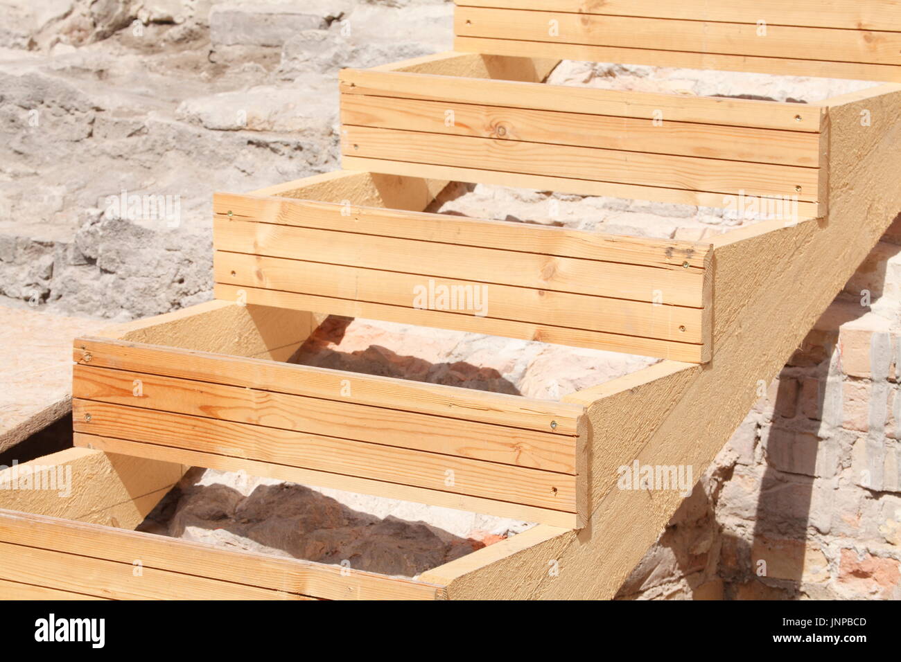 Brown scala di legno su un sito constructin Foto Stock