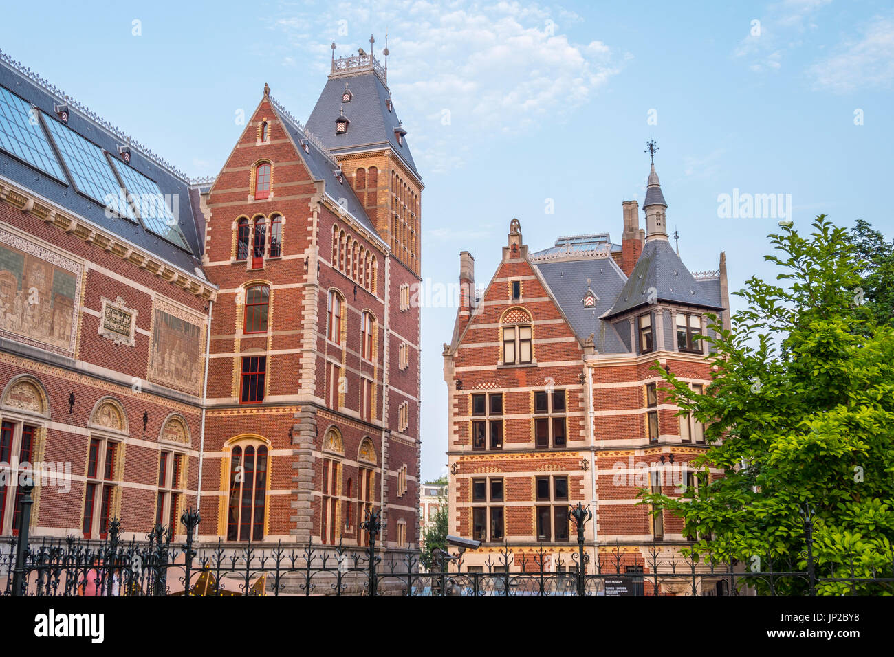 L'imponente edificio del Museo Nazionale di Amsterdam - AMSTERDAM - OLANDA Foto Stock