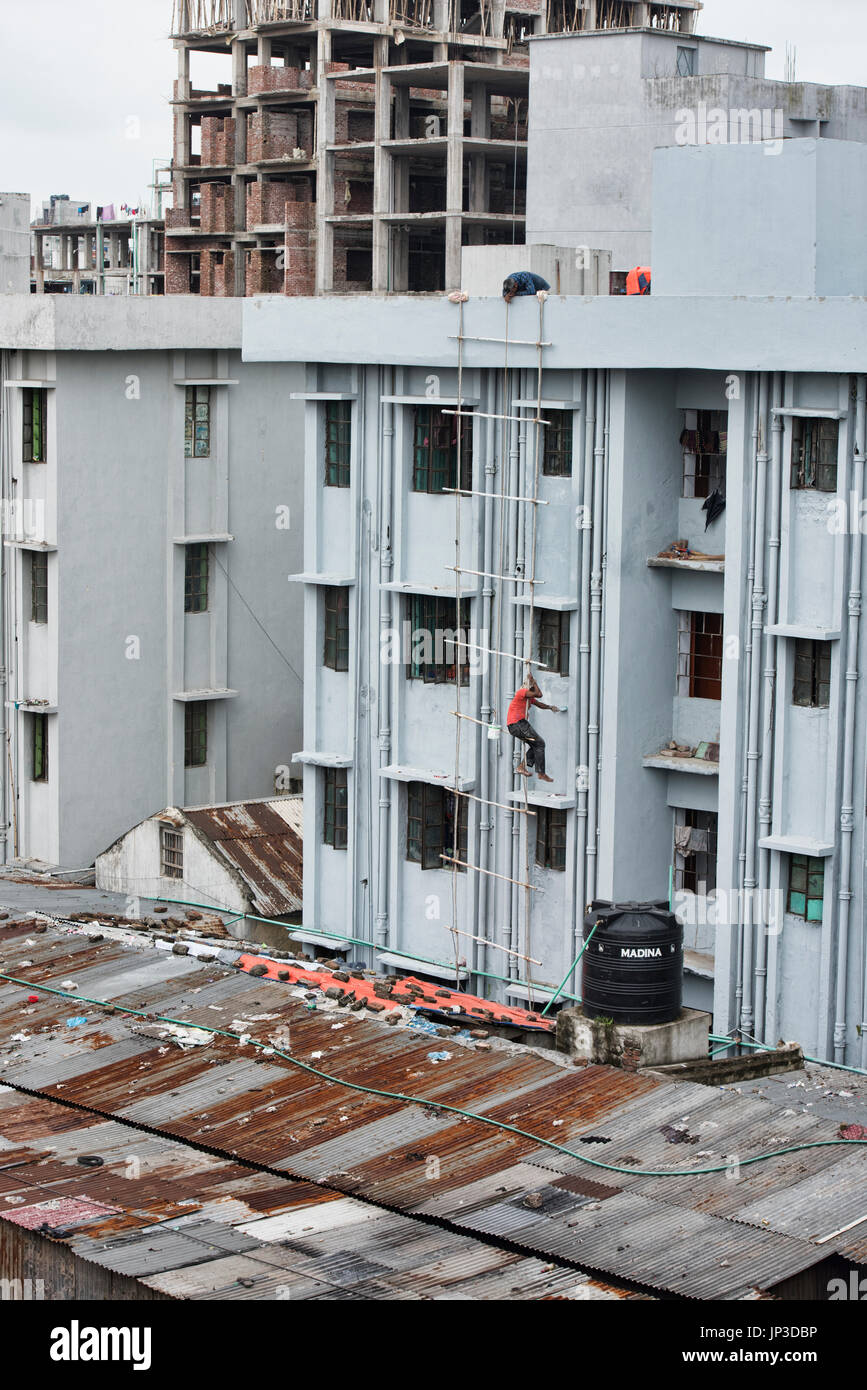 Manutenzione edilizia nella vecchia Dacca in Bangladesh Foto Stock