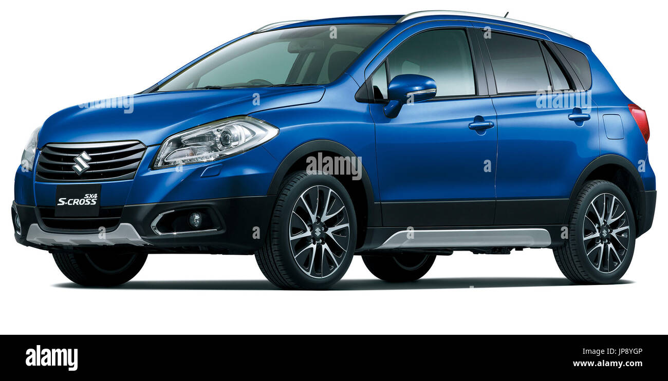 La foto mostra il Suzuki Motor Corp. S-Cross sport utility vehicle. Maruti  Suzuki India Ltd, una controllata di automobilistico giapponese, ha  lanciato la sua nuova concessionaria premium NEXA per vendere i suoi