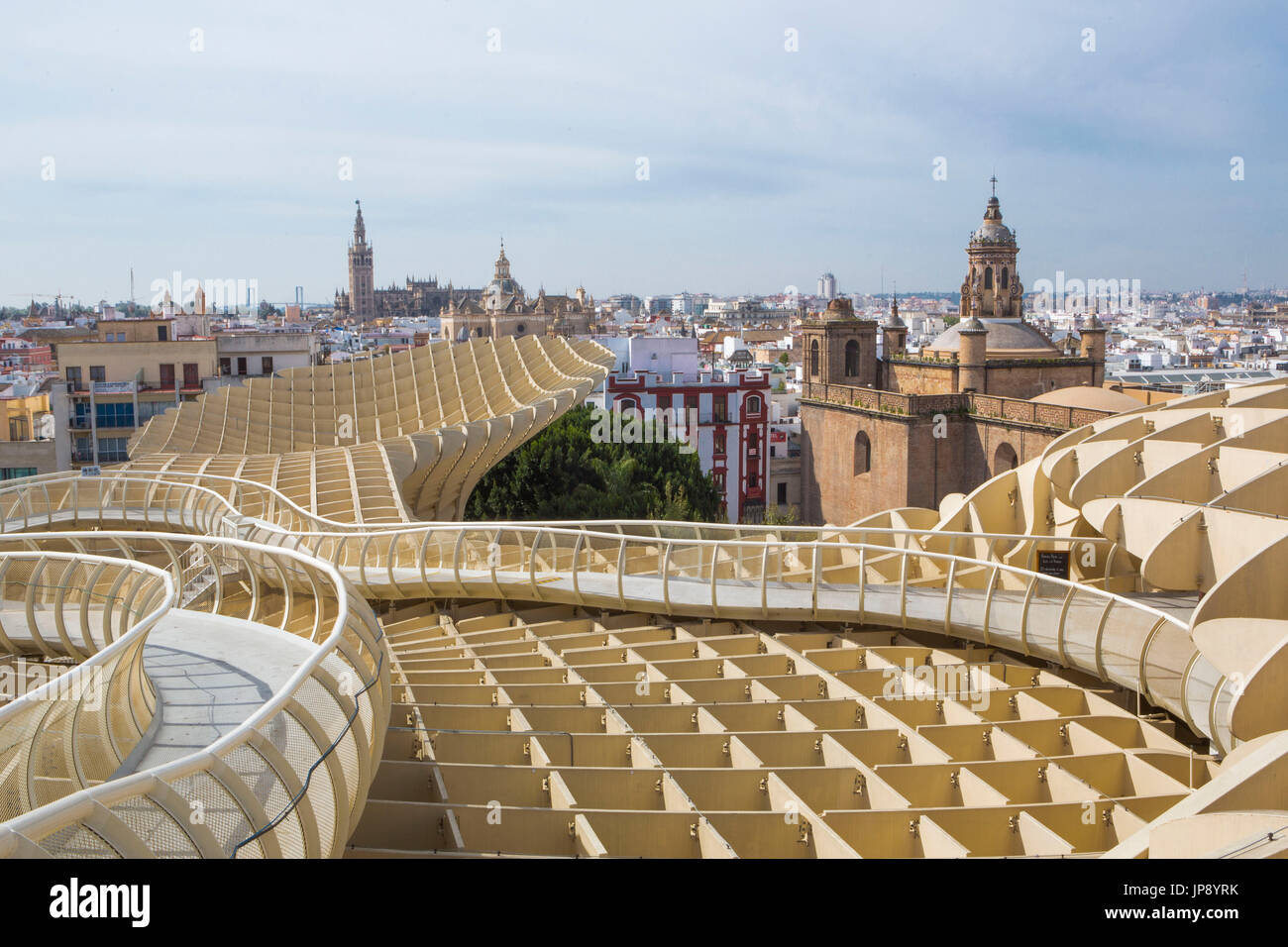 Spagna, Andalusia regione, città di Siviglia, Encarnacion Square, Metropol Parasol noto come 'Las Setas' Foto Stock