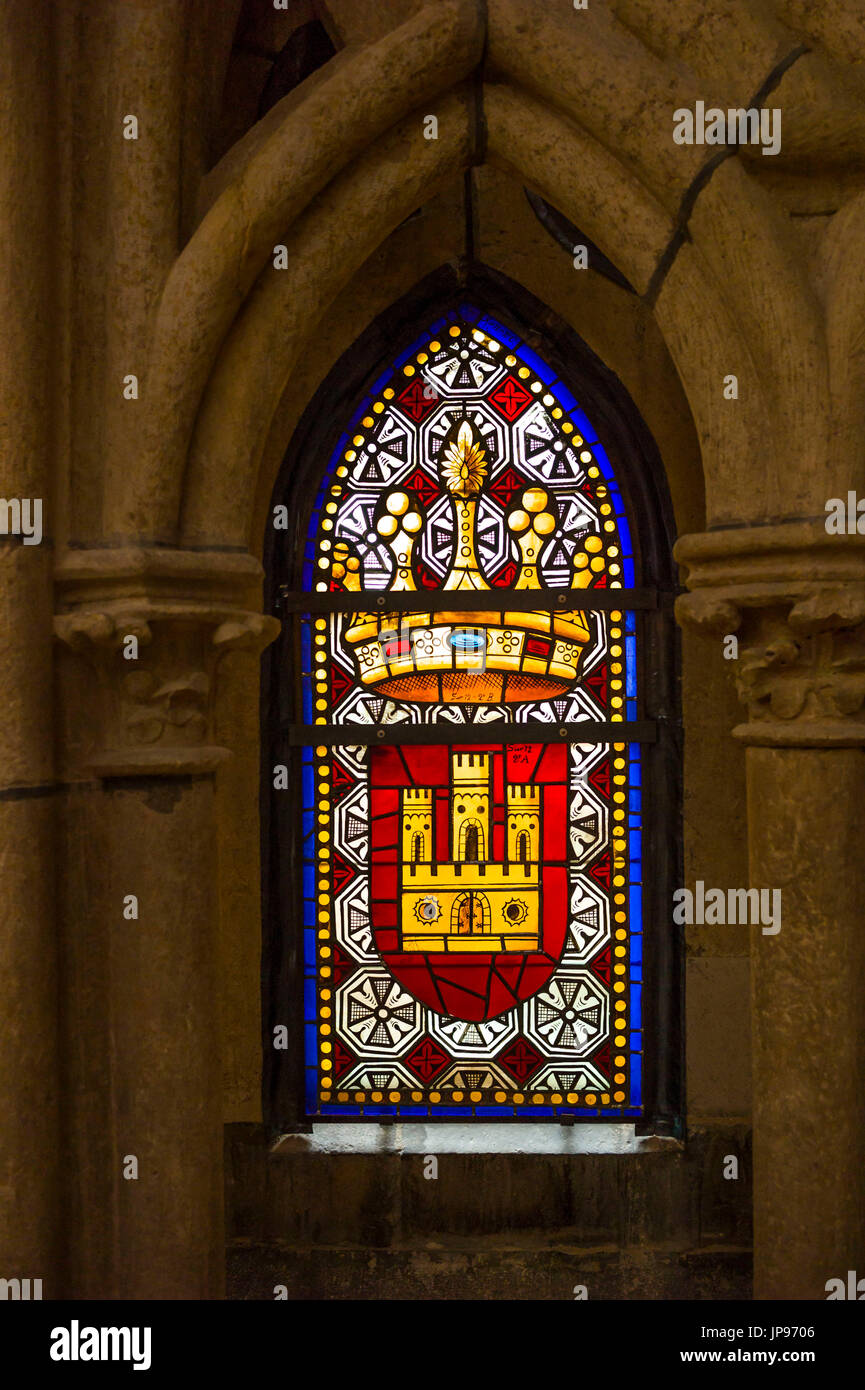 Vetreria, finestra presso la cattedrale, Leon, Spagna Foto Stock