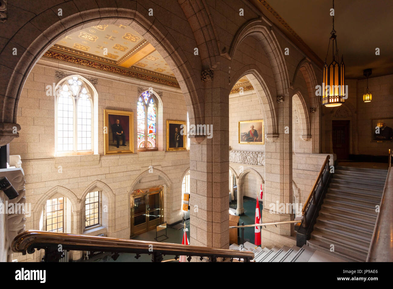 L'entrata principale della House of Commons Foyer all'interno del blocco centrale l'edificio principale del canadese complesso parlamentare sulla Collina del Parlamento. Foto Stock