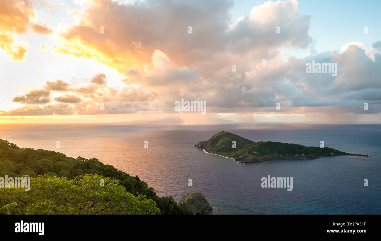 Isola di Santi durante il Sunrise, Guadalupa Foto Stock