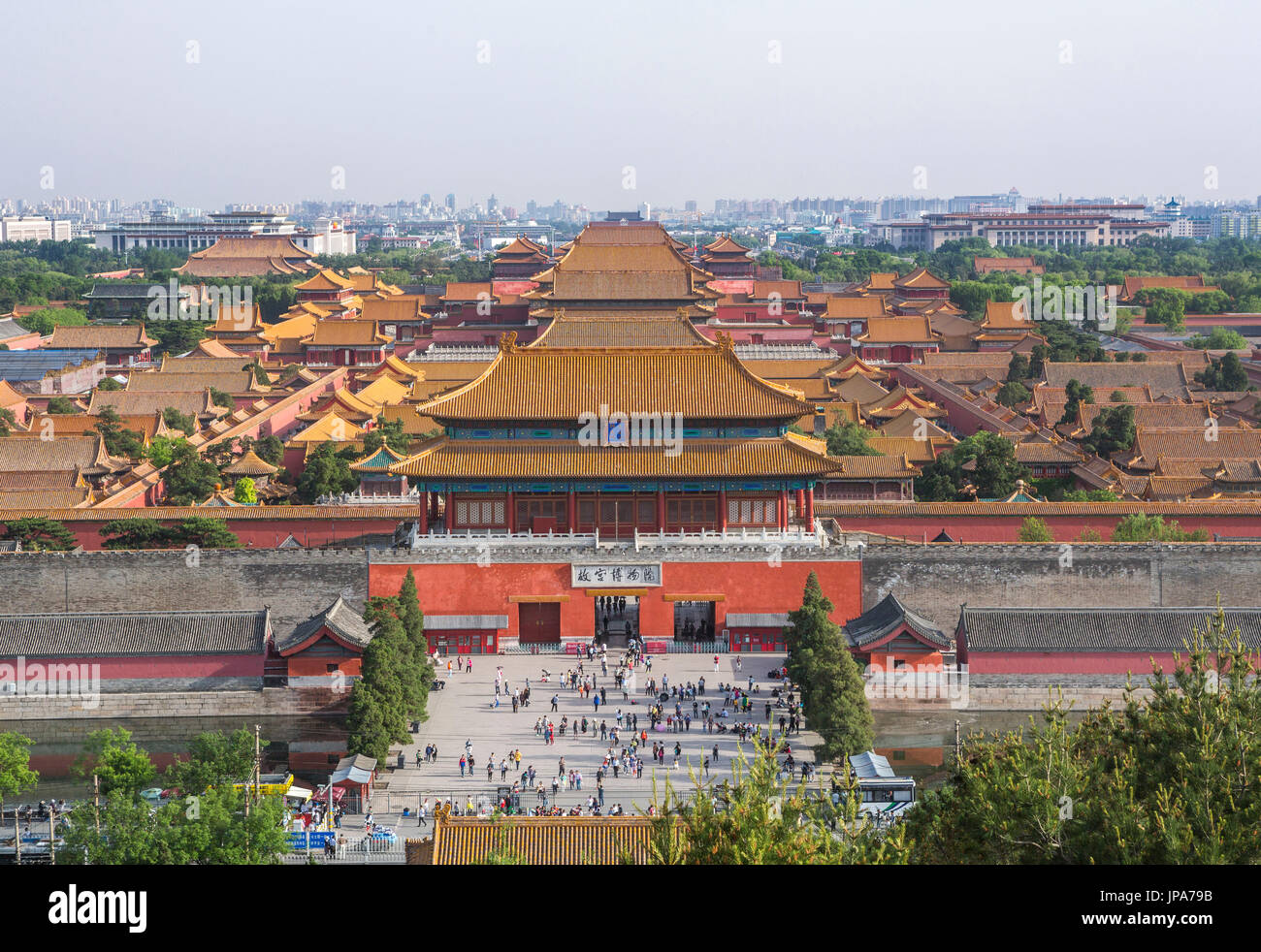 Cina, Pechino, la città di Forbiden, Gate di prodezza Dibine dal Parco Jingshan Foto Stock Cina, Pechino, la città di Forbiden, Gate di prodezza Dibine dal Parco Jingshan Foto Stock