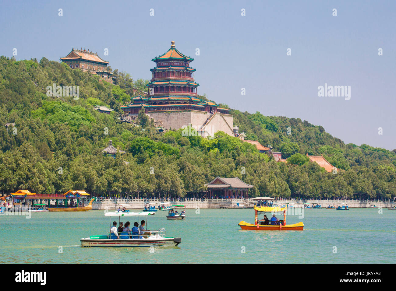 Cina, Pechino, il Summer Palace, longevità Hill, buddista padiglione profumati, Lago Kunming Foto Stock