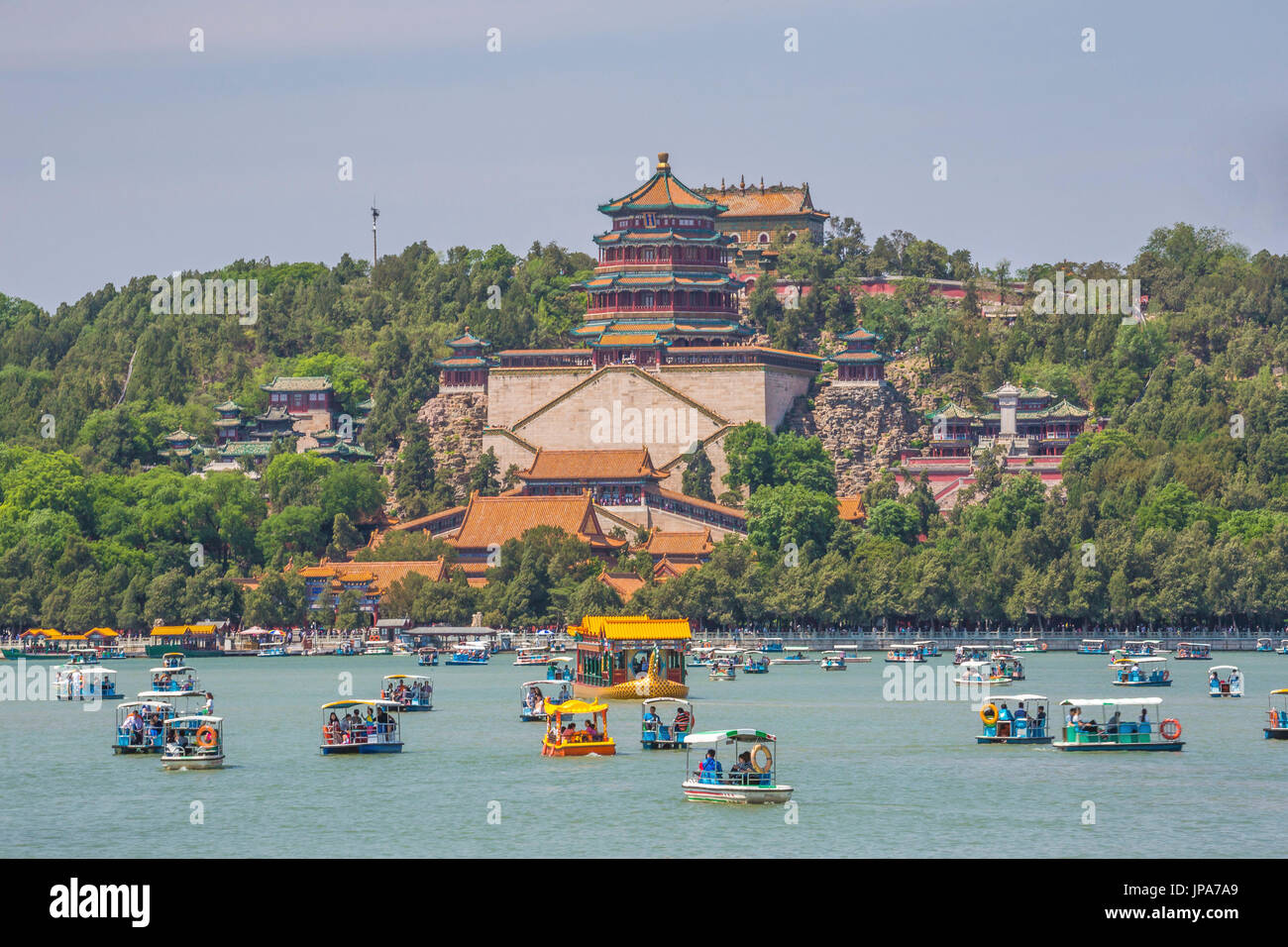 Cina, Pechino, il Summer Palace, longevità Hill, buddista padiglione profumati, Lago Kunming Foto Stock