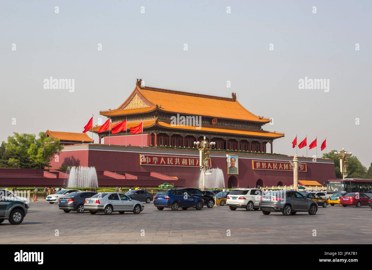 Cina, Pechino, Piazza Tian'anmen, la Porta della Pace Celeste Foto Stock