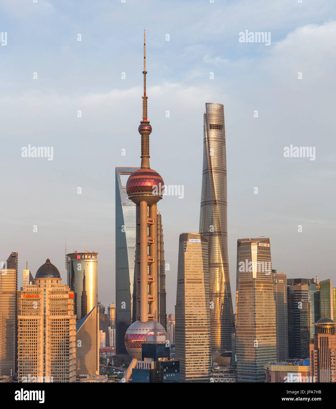 Cina Shanghai City, lo Skyline di Pudong, Oriental Pearl, il World Financial Center di Shanghai e torri, Foto Stock
