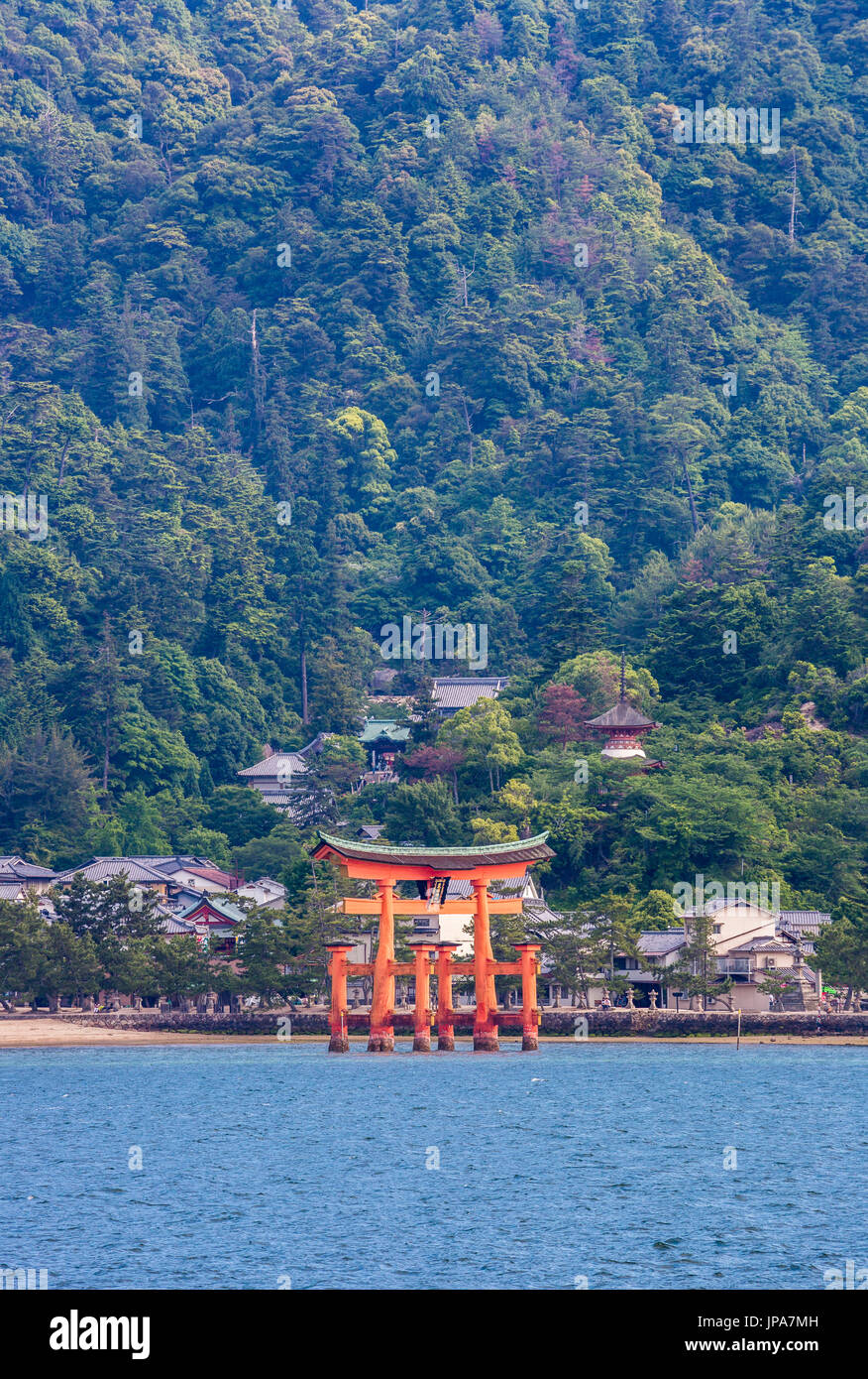 Giappone, Provincia di Hiroshima, Myajima Isola, Utsukushima Santuario, il Gate Foto Stock