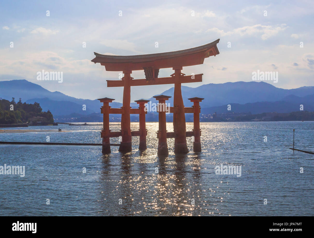 Giappone, Provincia di Hiroshima, Myajima Isola, Utsukushima Santuario, il Gate Foto Stock