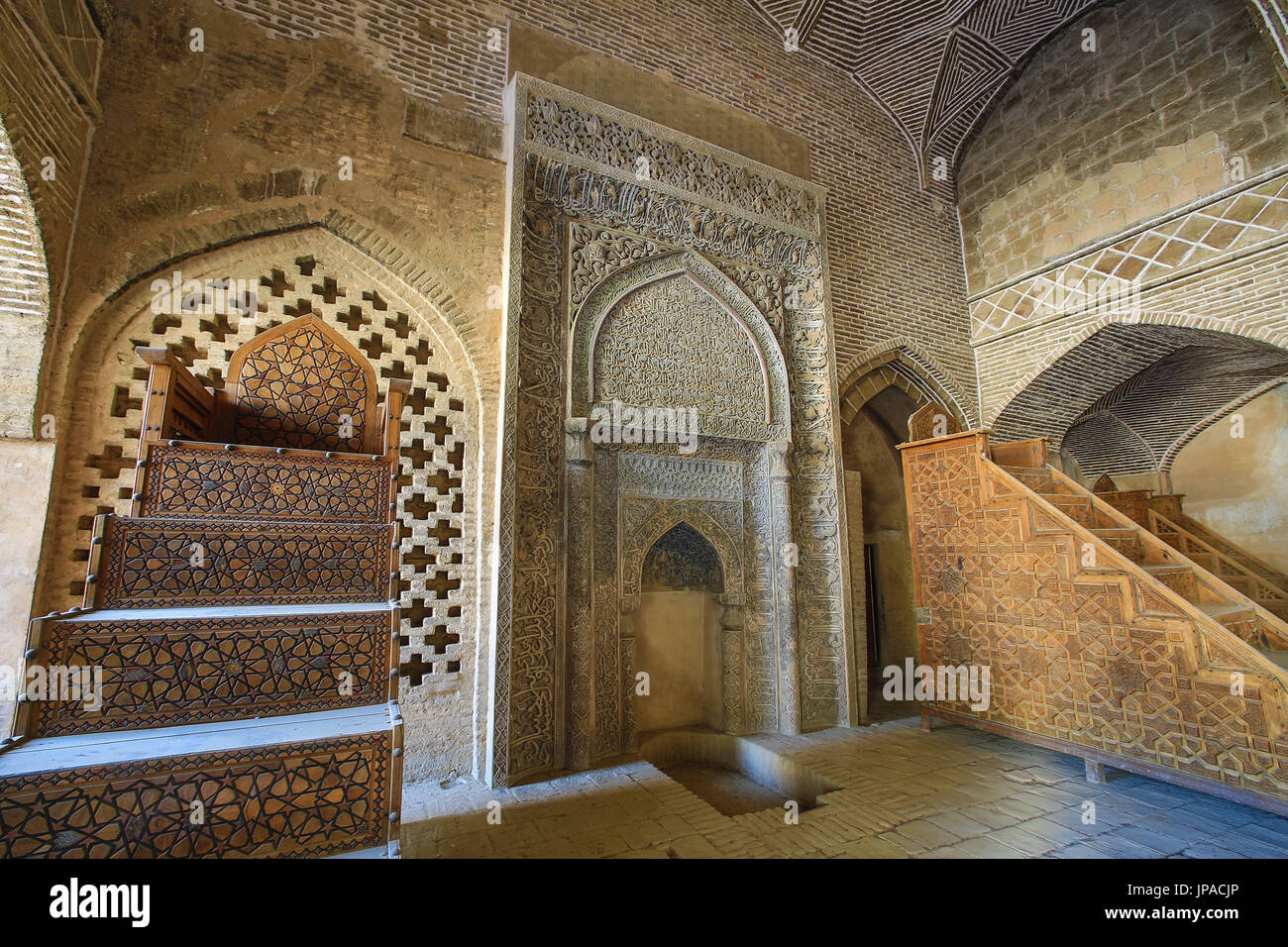 Iran, Esfahan Città, Masjed-e Jame (Moschea del Venerdì) Patrimonio Mondiale UNESCO West Iwan, stanza del sultano Uljeitu Foto Stock