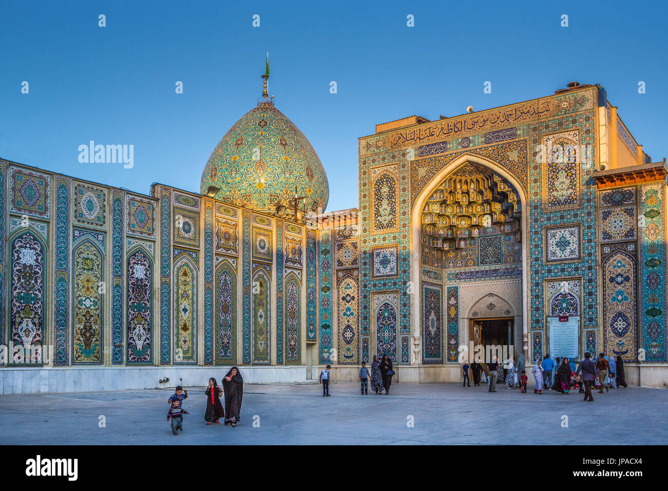 Iran, Shiraz City, Shah-e Cheragh Santuario Foto Stock