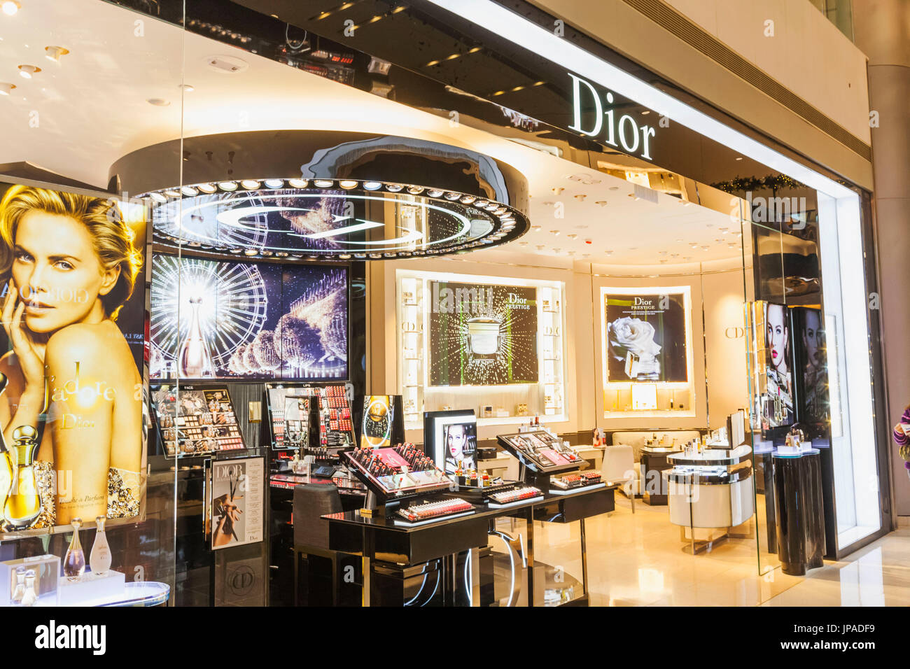 Cina, Hong Kong, centrale, IFC Shopping Mall, Dior Store Foto Stock